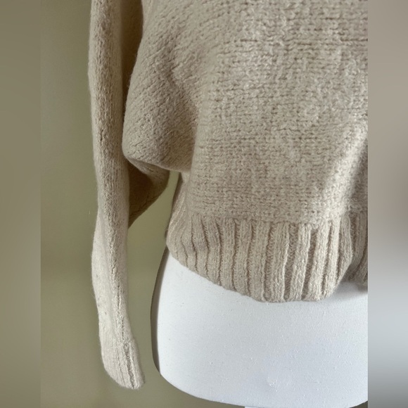 Babaton %100 Alpaca Sweater - Picture 4 of 7